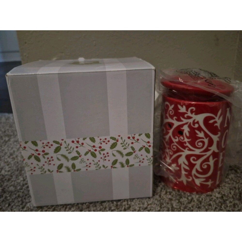 Retired! Scentsy Christmas Red & White Noel 6” Wax Warmer NIB NEW IN BOX